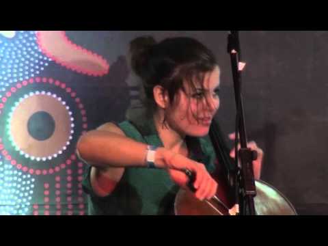 Oratnitza - Trap, Mome! (feat. Magdalena Petrovich)