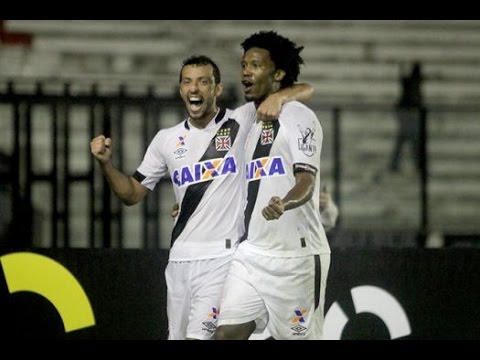 Rafael Vaz decide de novo e garante empate do Vasco com o CRB