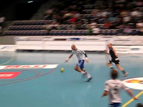 David A räddar en kontring mot Ystads IF