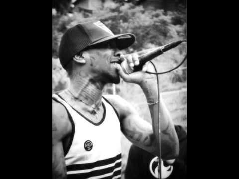 Apache Feat. Gabylonia & Gregory Palencia - Familia (2014)