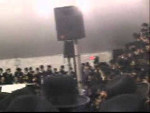 Lag Bomer Celebrations in Satmar (Long complete version)