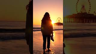 Download lagu The Most Beautiful Sunset in California 🌅 | Santa Monica Beach Walk | Cinematic USA Short 🇺🇸✨ mp3