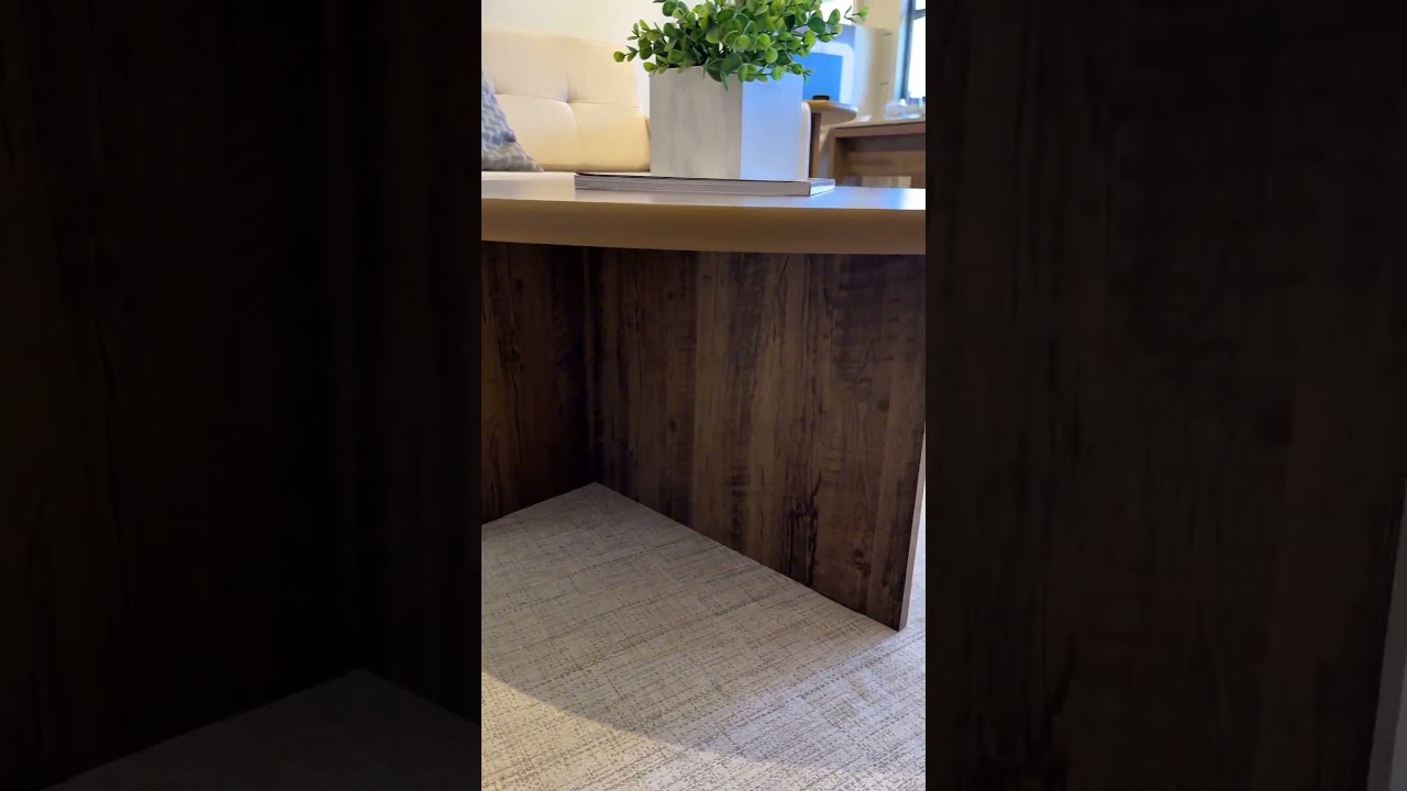 Thumbnail do vídeo - Mesa de Centro Delta - Pinho