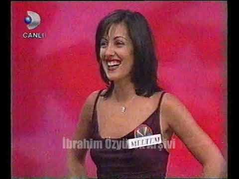 Maradona Berna Laçin ile Çarkıfelek Program Konuğu (Meltem Cumbul, Maradona ve Okan Bayülgen) kapak fotografi Maradona Berna Laçin ile Çarkıfelek Program Konuğu (Meltem Cumbul, Maradona ve Okan Bayülgen) kapak fotografi