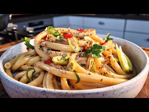 Cremige Erdnuss-Makaroni in 15 Minuten | Eines meiner absoluten Lieblingsessen