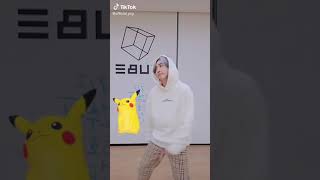 Download lagu 201118 PENTAGON Kino doing Pikachu Dance at Tiktok mp3
