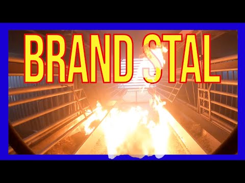 Brand kalverschuur - VOLUNTEERS DUTCH FIREFIGHTERS -