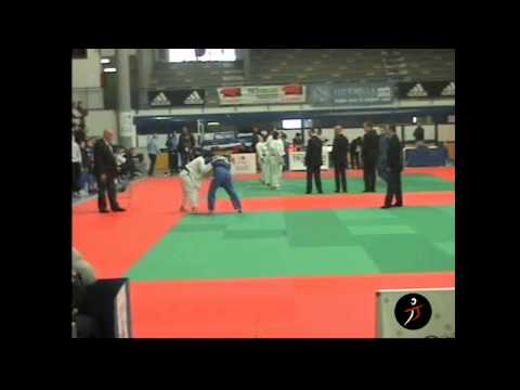 italiajudo.com_Campionati Italiani Squadre 2010_Fiamme Gialle (Magnolfi) vs Esercito (Congia)