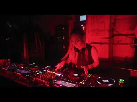 Denise Schneider & Stella Bossi | PLAY — Kesselhaus, Augsburg