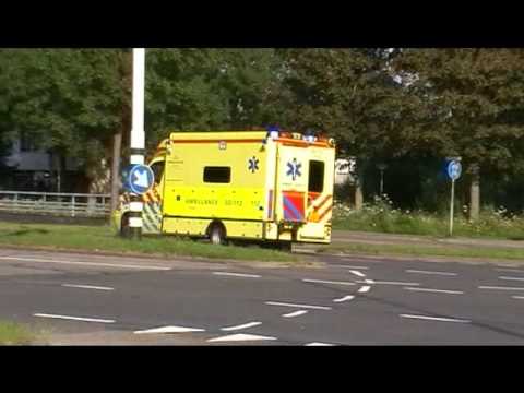 Ambulance 02-112 met spoed onderweg naar Hempens
