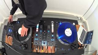 Video thumbnail for DJ 5L dropping the styles on Mixars CUT and STA by Mixars