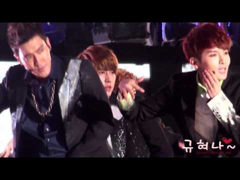 110813 Korean Music Wave - Mr.simple_Kyuhyun