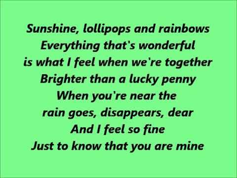 Lesley Gore - Sunshine, Lollipops And Rainbows (Lyrics)