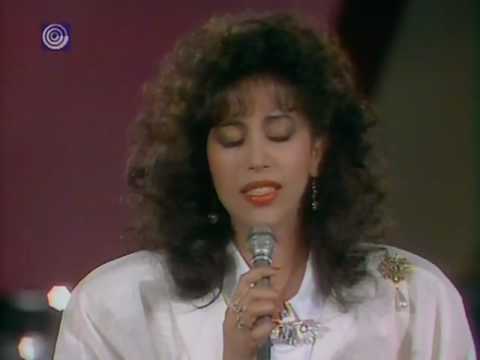 Mishehu Holech Tamid Iti - Ofra Haza