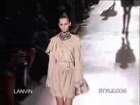 Styledotcom -- Fashion Week in Paris, Spring 2007 Collection