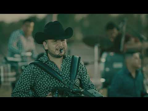 Calibre 50 - Ni Que Estuvieras Tan Buena (Intro / En Vivo)