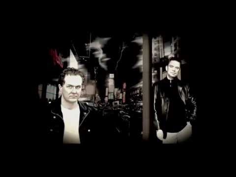 Retronic Voice feat Alicja - Bessinia (lyrics)