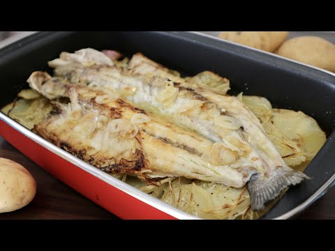 LUBINA AL HORNO CON PATATAS, FÁCIL, RIQUISIMA Y CON UNA SALSA DE 10!