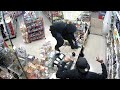 'Don't be a hero,' armed bandit tells clerk during liquor store robbery