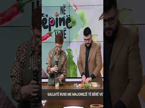 Video thumbnail: Sallatë Ruse Pa Majonezë – Versioni i Shëndetshëm