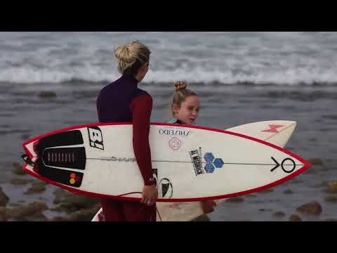 CAROLINE MARKS, BETTY LOU SAKURA JOHNSON, SAGE ERICKSON - LOWERS 2022.