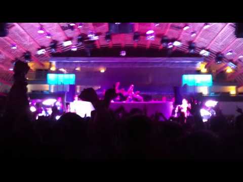 Sebastian Ingrosso SHM With Tiesto and P Diddy @ Ushuaia Ibiza 3/8/11