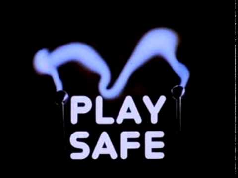 Play Safe - Kites and Planes