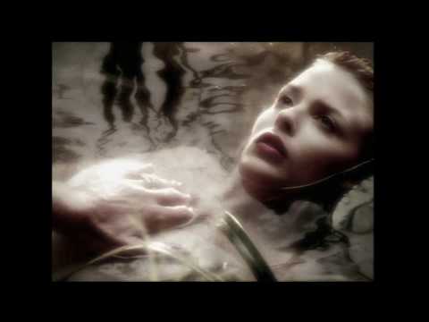 Nick Cave ft Kylie Minogue - Where the Wild Roses Grow HD (with lyrics)