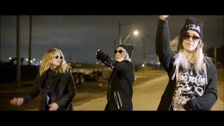 Pigeon - Curtain Call video