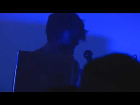 Video thumbnail for Акробаты (Mitgegangen, mitgefangen, mitgehangen)