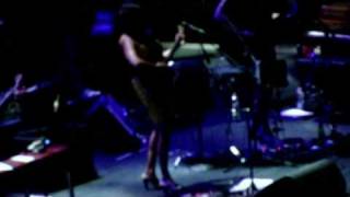 Norah Jones - Tell Your Mama - 10-07-23 Rome (GLasstudios71)