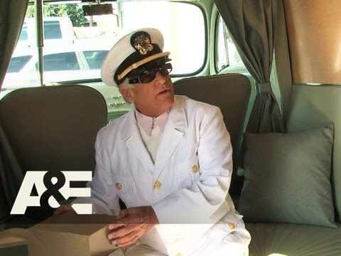 Storage Wars: Barry's Decko Liner | A&E