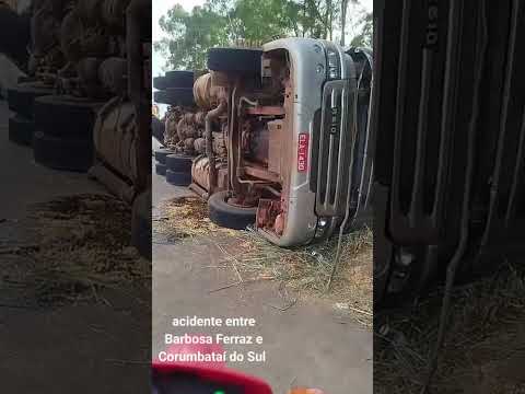 acidente com carreta próximo cidade de Corumbataí do sul#