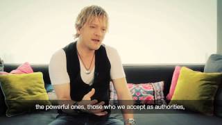 IVO // "Talking To The Moon"