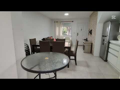 Alquiler casa dos dormitorios dos baños, Maldonado.