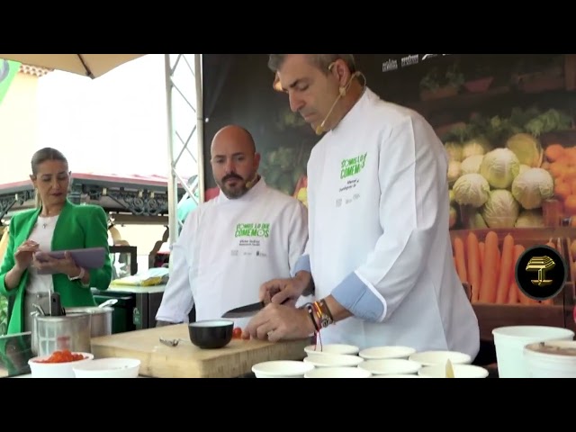 Manuel Domínguez participa en un showcooking junto al chef Víctor Suárez