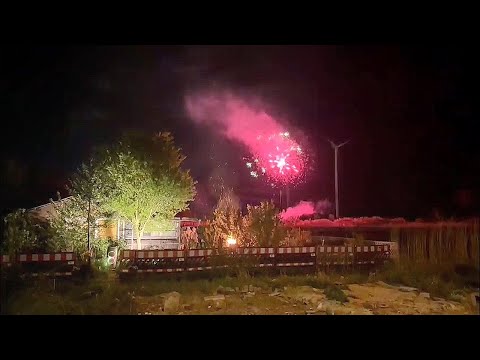 Bergedorf: Der letzte Gallier geht - Parzelle 8 geräumt - Abrissparty mit Feuerwerk