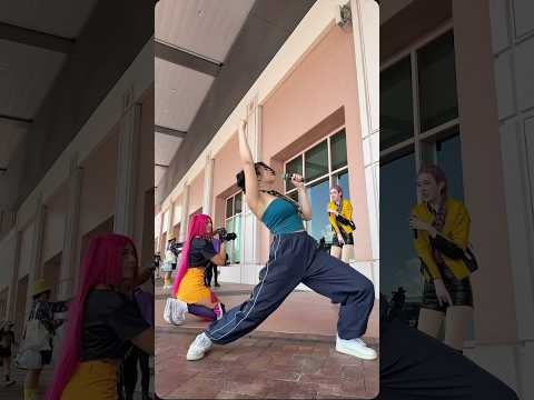 Mira: 👁️👁️ #kpopdemonhunters #kdh #zoey #mira #rumi #cosplay