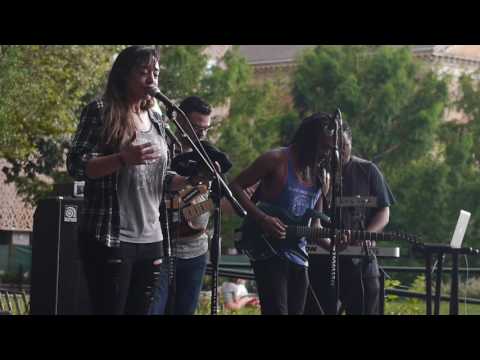 Black Rose Rebels, Live