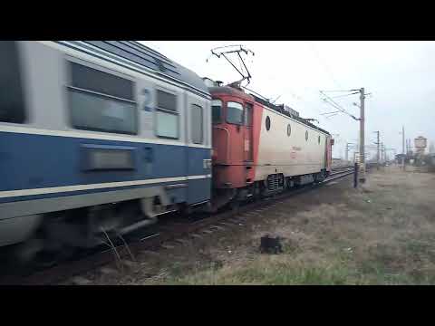 IR 1658 Bacău-București Nord oprește în gara Mizil. M500