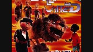 Dolls United  - 01 Eine Insel mit zwei Bergen