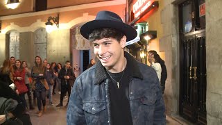 Alfred García triunfa en Madrid con grandes apoyos como el de Cepeda y Ricky