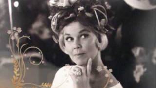 Doris Day - Close Your Eyes video