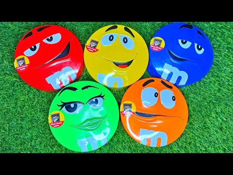 Satisfying Video Unpacking 5 M&M'S Containers with Color Candy ASMR