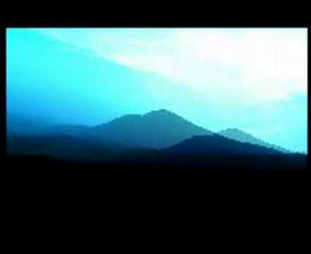 relk - darrere les muntanyes (videoprojecció 2006)