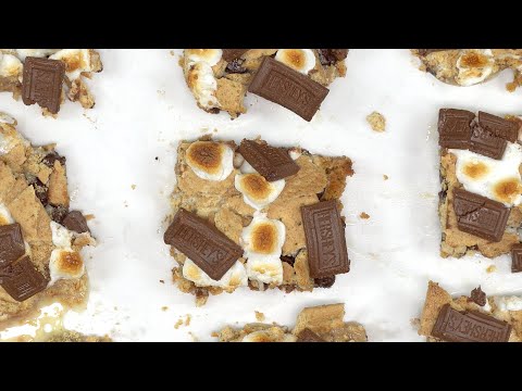 The BEST Seven Layer S'mores #recipe #baking #smores #dessert #chocolate