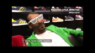 Snoop Dogg gets CHICKEN and is PISSED off !!