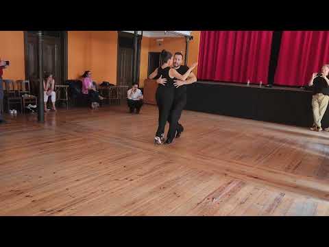 Argentine tango workshop - vals: Vanesa Villalba & Facundo Piñero