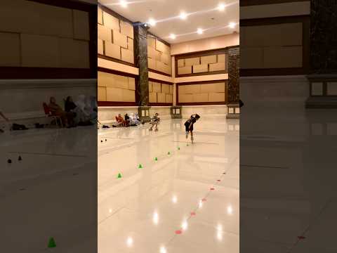 3 Saudara, 3 Sepatu roda serba 3 deh pokoknya! #sepaturoda #saudara #family #bro #lomba