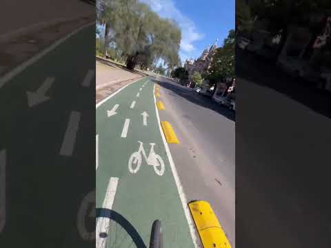 Bicicleteando Term Vieja -￼Av. Poeta Lugones/rotonda PlazaEspaña/Av.Hipólito Yrigoyen..🚴‍♂️🇦🇷❤️